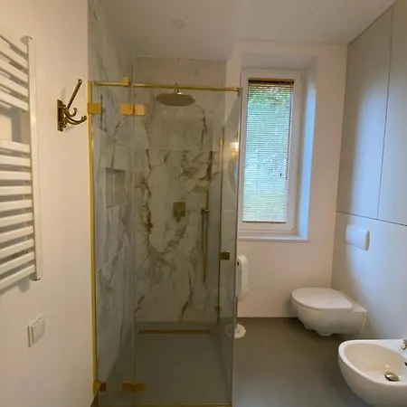 Comfort Garden View Apartment Krakau Exterior foto