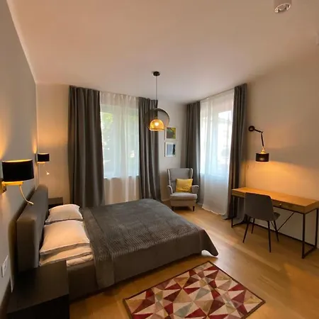 Comfort Garden View Apartment Krakau Exterior foto